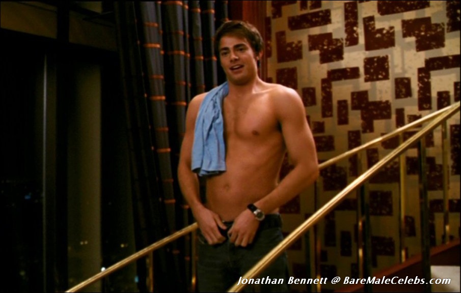 BMC :: Jonathan Bennett nude on BareMaleCelebs.com.