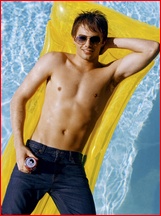 Jonathan Bennett nude photo