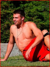 Jonathan Bennett nude photo