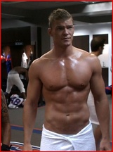 Alan Ritchson nude photo