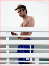 Chace Crawford nude photo