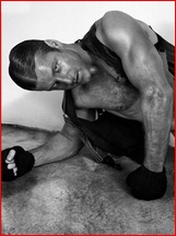 Dave Salmoni nude photo