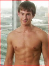 Elliott Tittensor nude photo