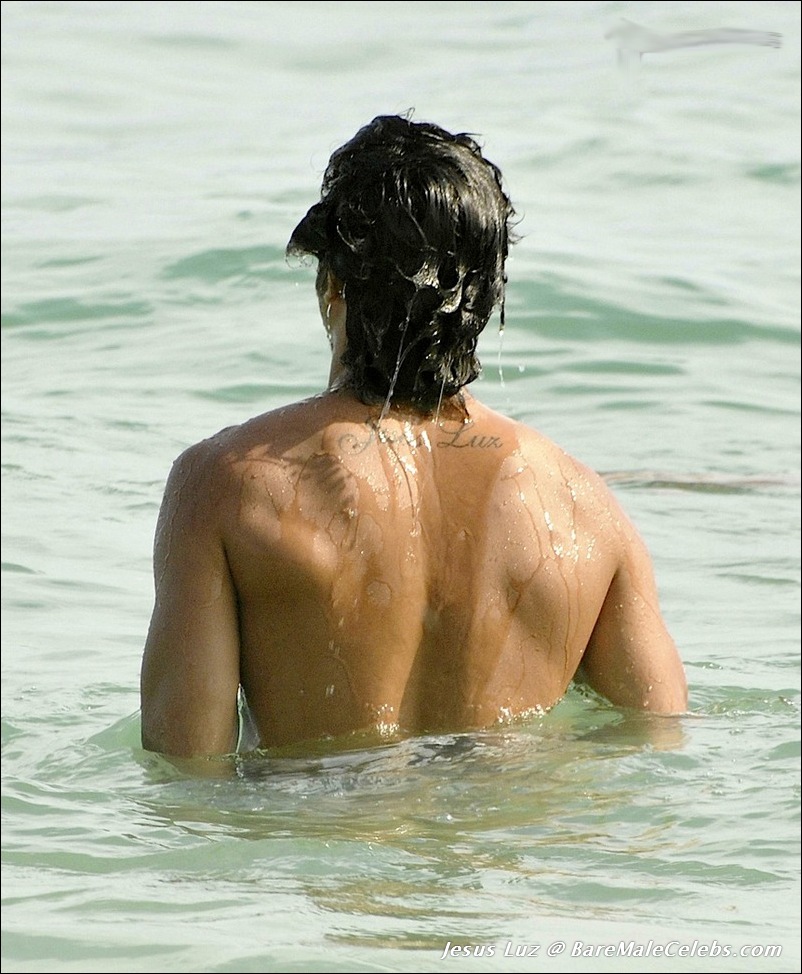 Luke Nude