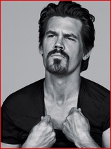 Josh Brolin nude photo