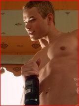 Kellan Lutz nude photo