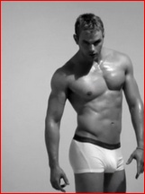 Kellan Lutz nude photo