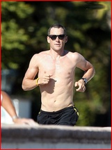 Lance Armstrong nude photo