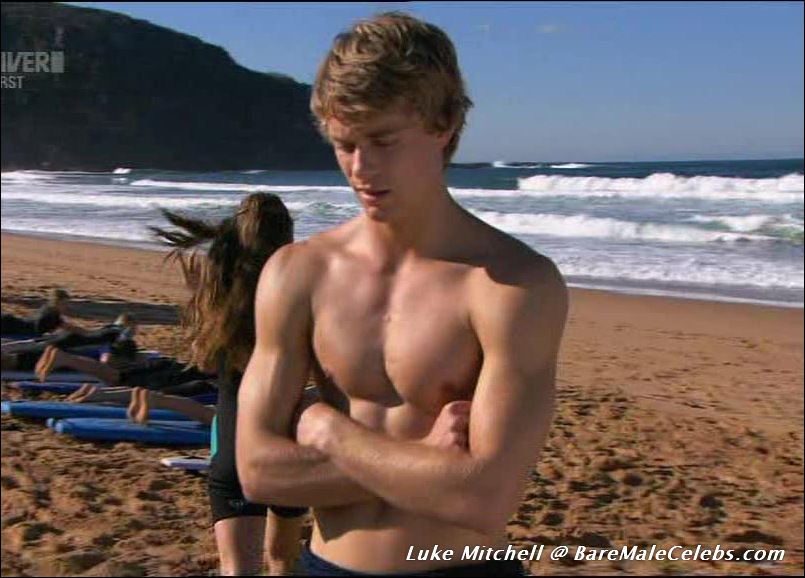 BMC :: Luke Mitchell nude on BareMaleCelebs.com.