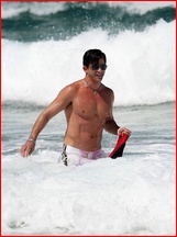 Robert Rey nude photo