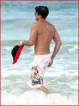 Robert Rey nude photo