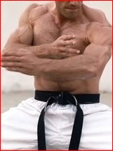 Scott Adkins nude photo