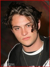 Shiloh Fernandez nude photo