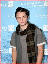 Shiloh Fernandez nude photo