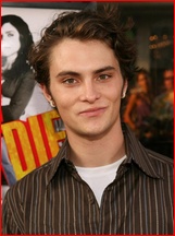 Shiloh Fernandez nude photo