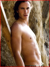 Taylor Kitsch nude photo