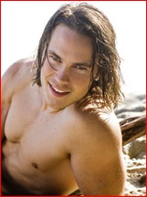 Taylor Kitsch nude photo