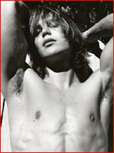 Taylor Kitsch nude photo