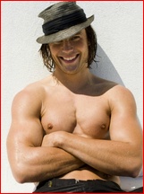 Taylor Kitsch nude photo