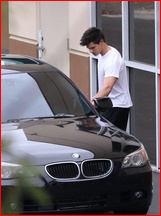 Taylor Lautner nude photo