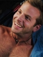 Bradley Cooper nude photo