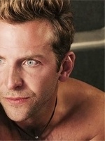 Bradley Cooper nude photo