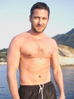 Gerard Butler nude photo