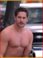 Joe Manganiello nude photo
