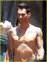 Adam Levine nude photo