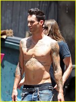 Adam Levine nude photo