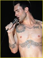 Adam Levine nude photo