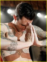 Adam Levine nude photo