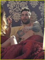 Adam Levine nude photo