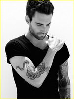 Adam Levine nude photo