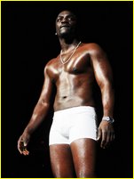 Akon nude photo
