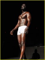 Akon nude photo