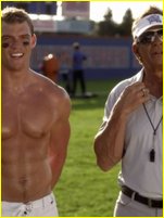 Alan Ritchsons nude photo