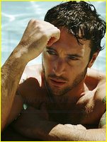 Alex O'Loughlin nude photo