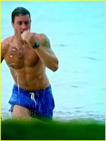 Alex O'Loughlin nude photo