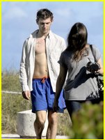 Alex Pettyfer nude photo
