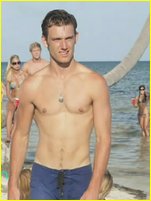Alex Pettyfer nude photo