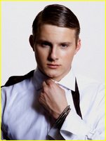 Alexander Ludwig nude photo