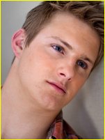 Alexander Ludwig nude photo