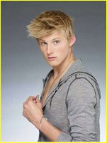 Alexander Ludwig nude photo