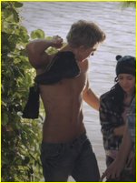 Austin Butler nude photo