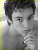 Austin Drage nude photo