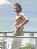 Gerard Butler nude photo