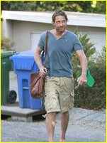 Gerard Butler nude photo