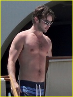 Chace Crawford nude photo