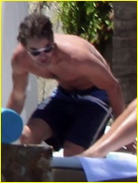 Chace Crawford nude photo